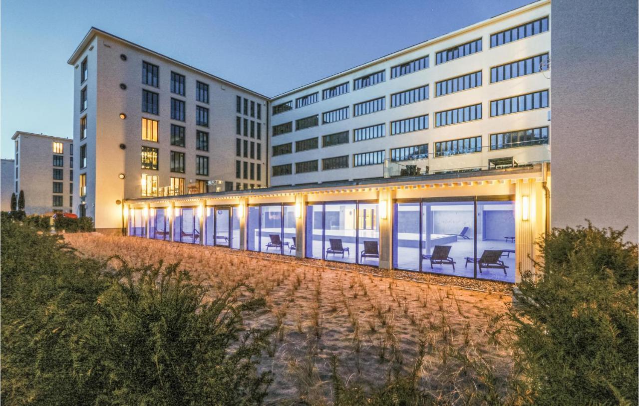 Prora Solitaire Panorama 03 Binz